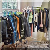 H01. Ladies' clothing. 